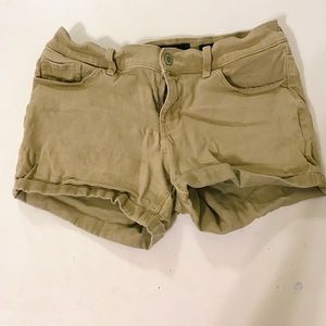 Hollister Khaki Lowrise Midi Shorts